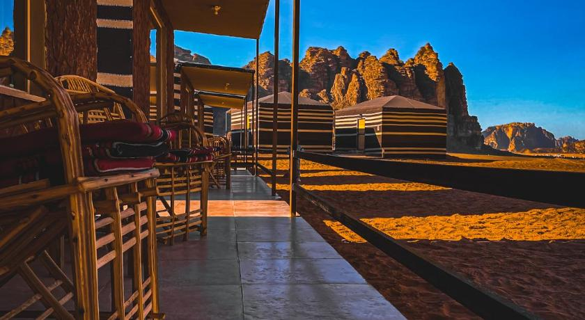 Rum Romeo and Juliet camp, Quaira