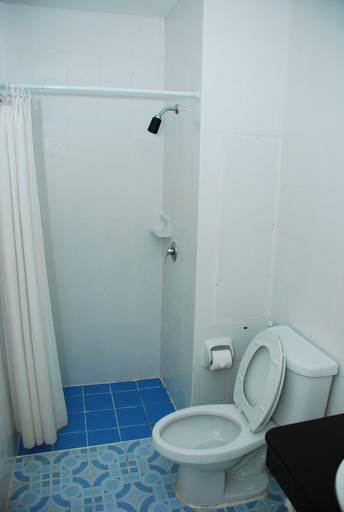 Bathroom 5, Prachuap Beach Hotel, Muang Prachuap Khiri Khan