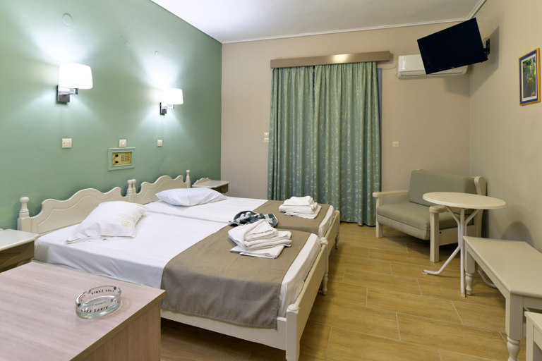 Bedroom 2, Panorama Hotel, North Aegean