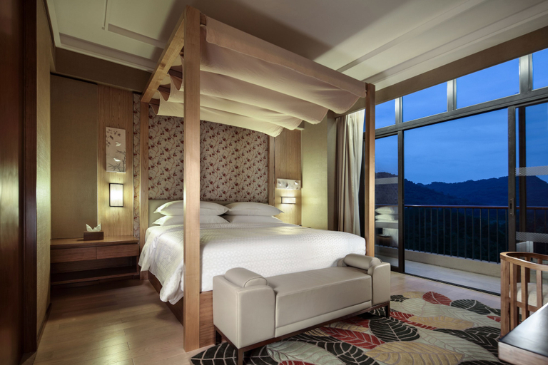 Bedroom 3, Four Points By Sheraton Chengdu, Pujiang Resort, Chengdu