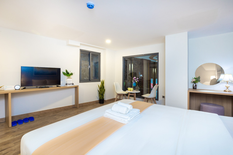 Bedroom 13