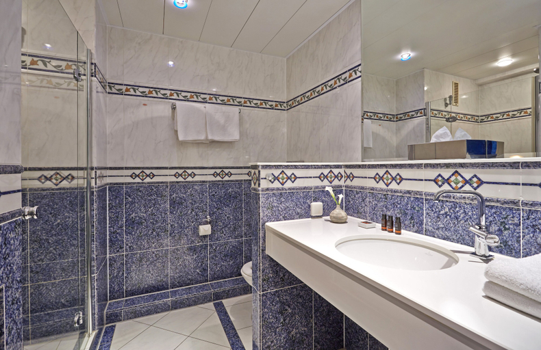 Bathroom 5, AALERNHÜS hotel & spa, Nordfriesland