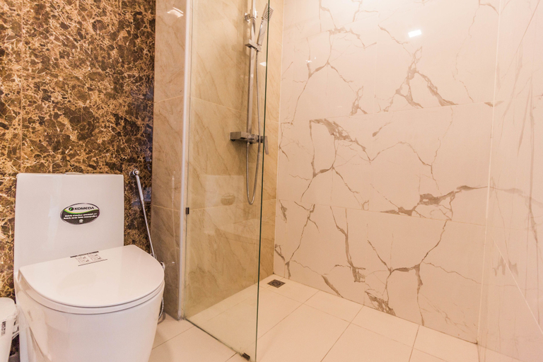 Bathroom 4, Arcadia Beach Resort - Trendy Waterfront Apartment, Professional Gym, Sauna, Swimming Pool, Central Location, Convenient Transportation, Pattaya