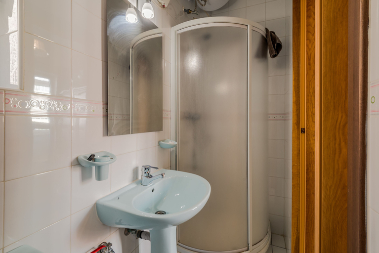 Bathroom 4, Bay View Apartment by Getaways Malta, Saint Paul's Bay