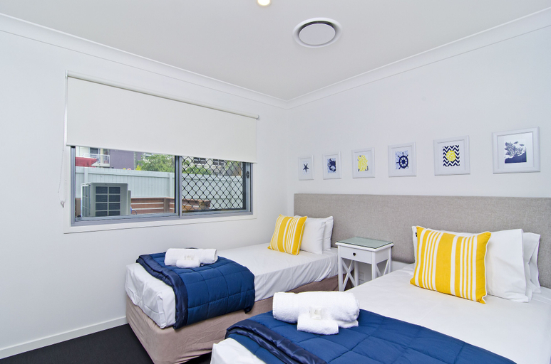 Bedroom 3, Sentosa at Tugun Beachfront Holiday Home, Gold Coast