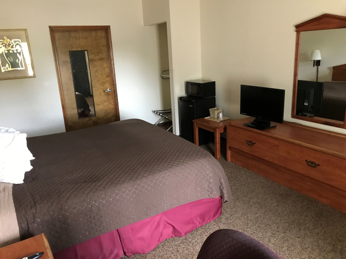 Bedroom 5, Rocky Creek Inn, George