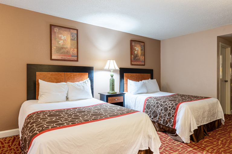 Bedroom 3, Sundial Inn, Virginia Beach