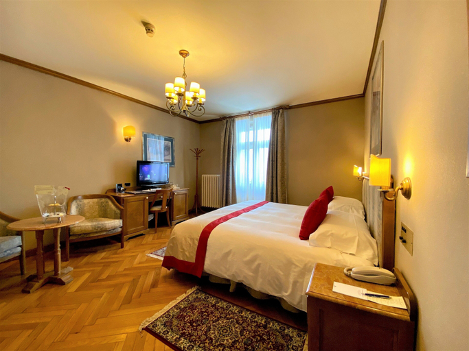 Bedroom 3, Miramonti Majestic Grand Hotel, Belluno