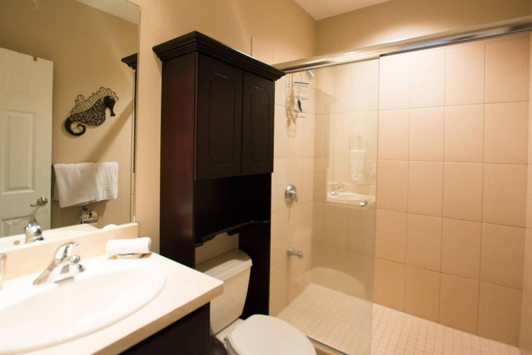 Bathroom 4, Nicely decorated 3rd-floor beauty with pool-view balcony in Coco, Carrillo
