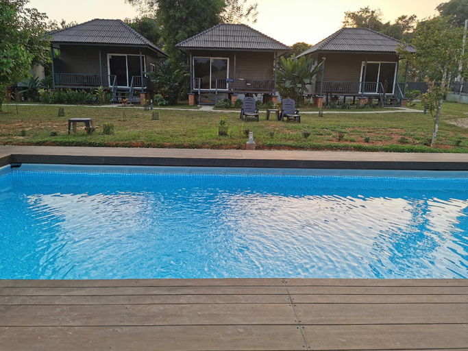 Others 4, Bearlin Bungalow, Vangvieng