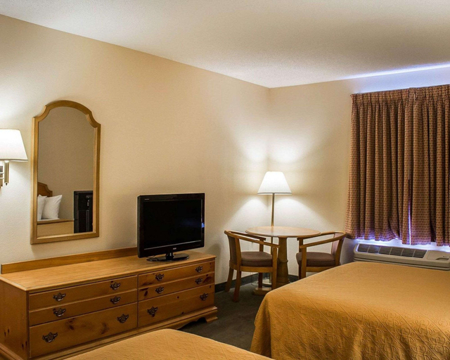 Bedroom 3, Quality Inn & Suites Bellville - Mansfield, Richland