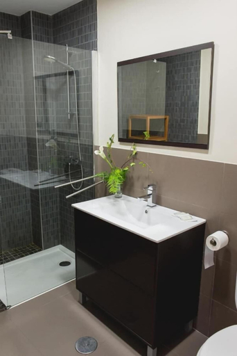 Bathroom 2, AB Apartamentos H2O, Málaga