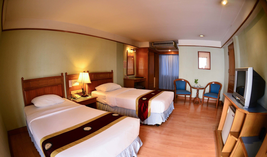 Bedroom 6