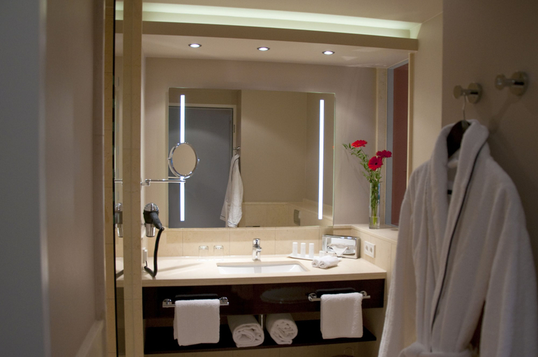 Bathroom 4, Parkhotel Stuttgart Messe - Airport, Esslingen