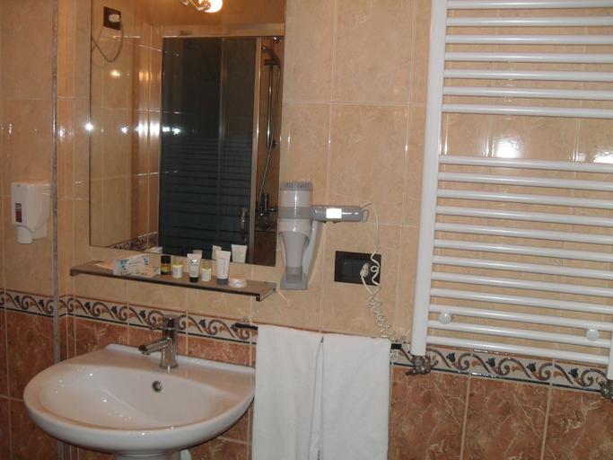 Bathroom 4, Hotel Class, Tiranës