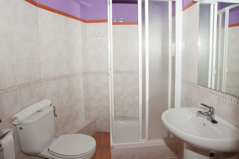 Bathroom 4, Albergue Rural Ca L'anton, Lleida
