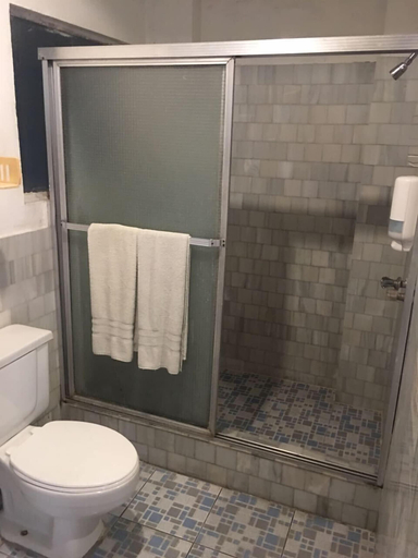 Bathroom 3, Hotel Posada de los Proceres, ZONA 10