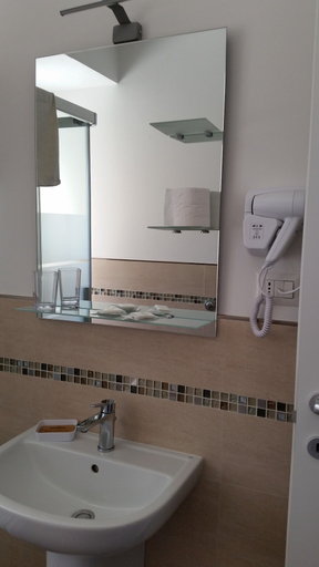 Bathroom 5, B&B La Libra, Cagliari