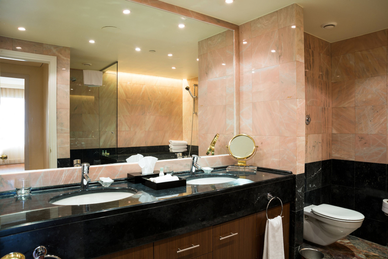 Bathroom 5, Grand Hyatt Istanbul, Beşiktaş