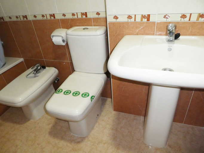 Bathroom 4, Apartamentos Tavernes Gandía 3000, Valencia
