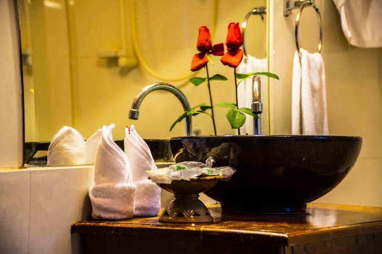 Bathroom 2, Experience Siem Reap Homestay, Siem Reap