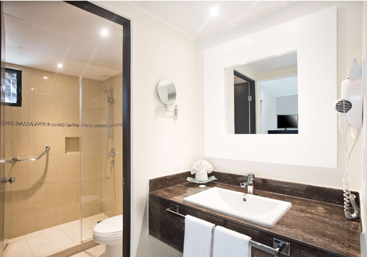 Bathroom 5, Allegro Cozumel All Inclusive, Cozumel