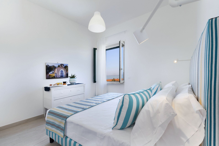 Bedroom 3, Appartamento Tramontano, Napoli