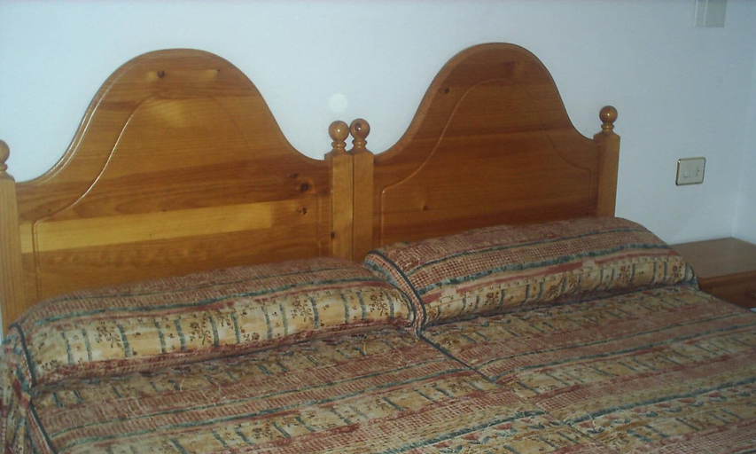 Bedroom 4, Hotel Gabarre, Huesca