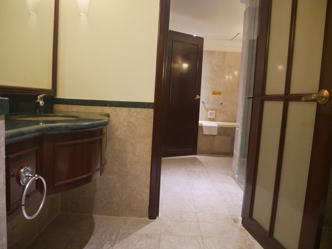 Bathroom 2, The Bukit Bintang Serviced Residences, Kuala Lumpur