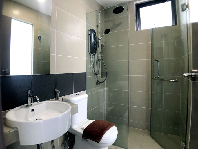 Bathroom 4, One Amerin Mall & Suites, Hulu Langat