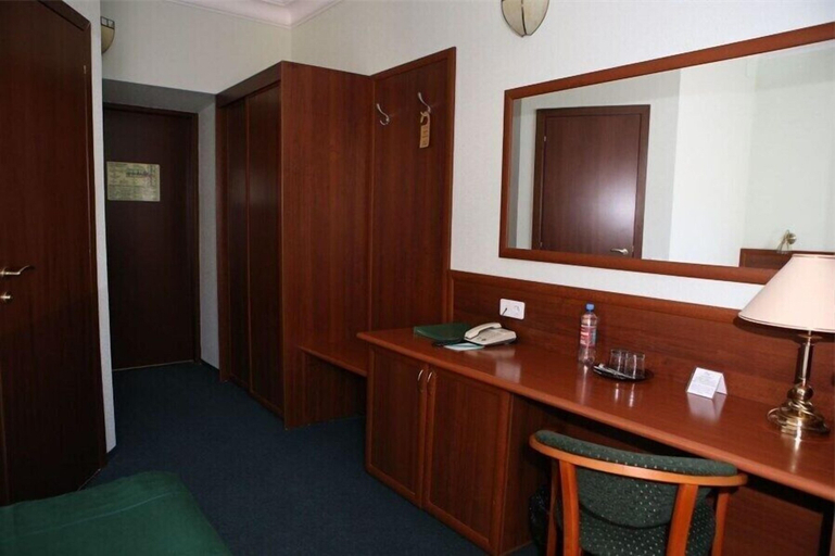Bedroom 4, Bristol-Zhiguly Hotel, Samara