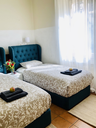 Bedroom 3, Casa les Pomeretes, Barcelona