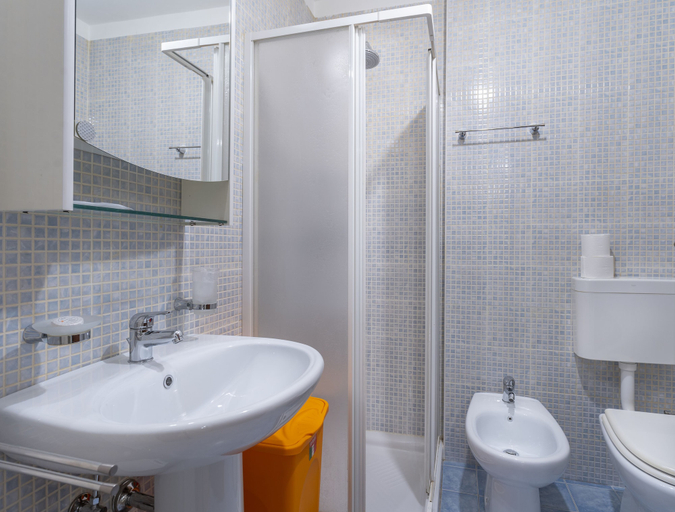 Bathroom 2, Modern APT in Tarvisio - 2 steps from the cycle route, Udine