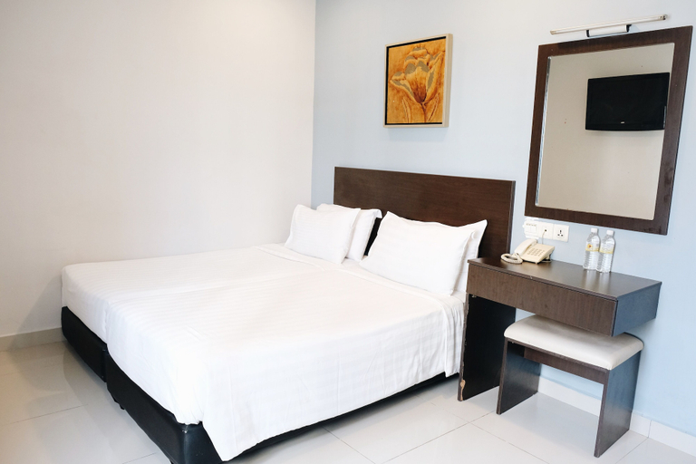 Bedroom 5, De Era Hotel, Hulu Langat