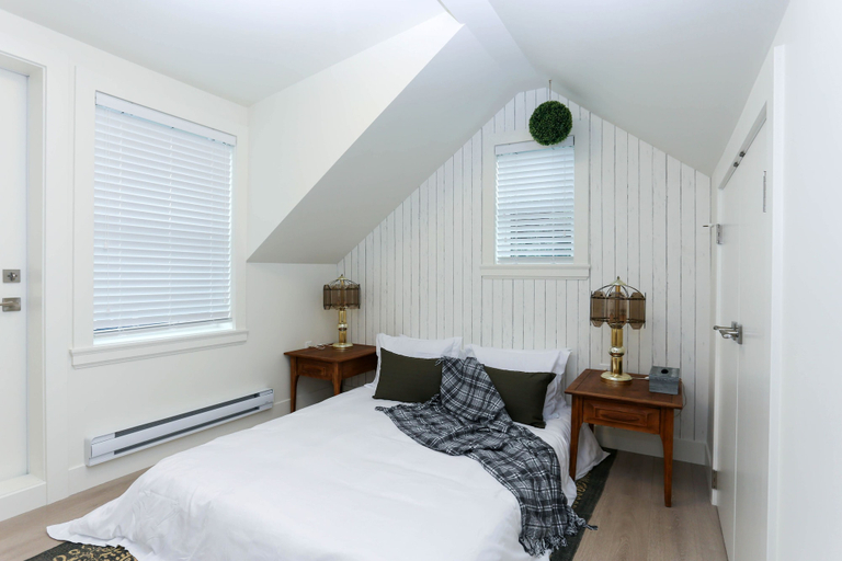 Bedroom 2, Tasteful 2 Bedroom Suite near Marine Gateway by Elevate Rooms, Greater Vancouver