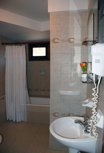 Bathroom 4, Lejano Nahuel Apart, Bariloche
