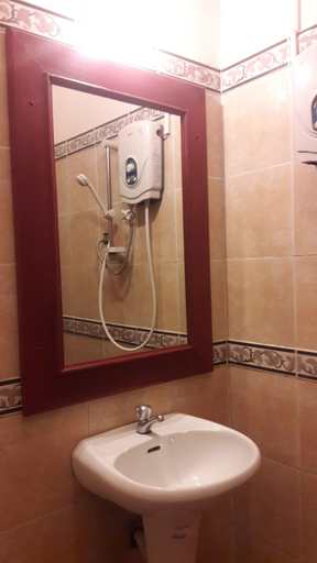 Bathroom, Pany Hotel, Vangvieng