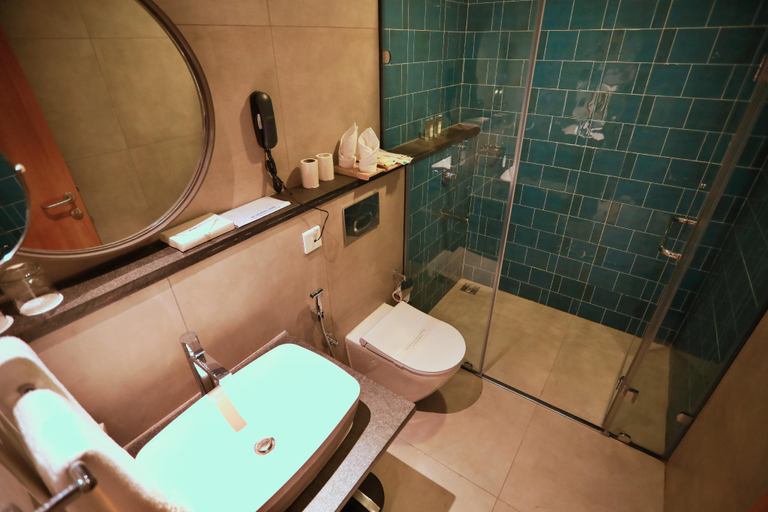 Bathroom 3, E.05 City Inn, Ernakulam