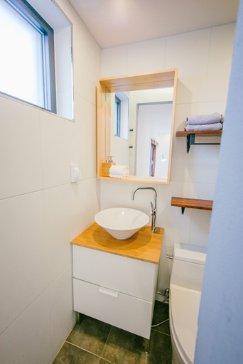 Bathroom 4, Morning Dew Guesthouse, Dong
