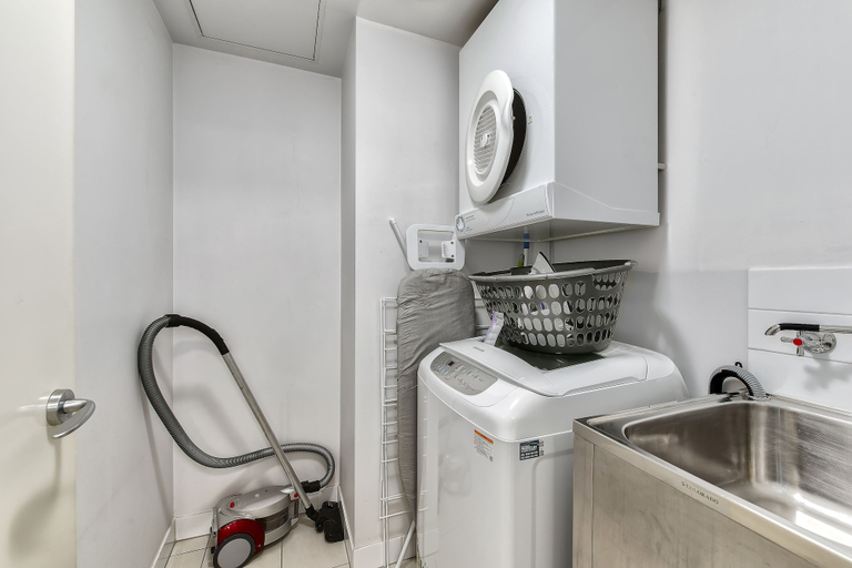 Bathroom 3, SKD SUITES, Spring Hill