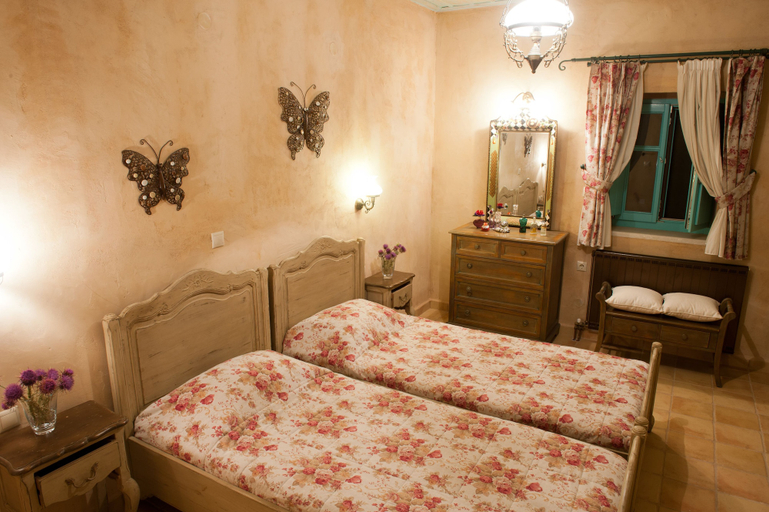 Bedroom 4, Pandora, Peloponnese