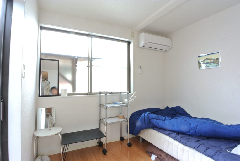 Bedroom 2, Nishiogi House Maipenrai, Suginami