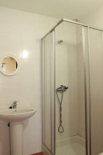 Bathroom 3, Quinta do Valão, Alcobaça