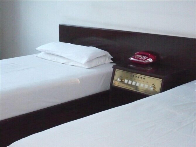 Bedroom 2, Yabuli Tongxin Manor, Harbin