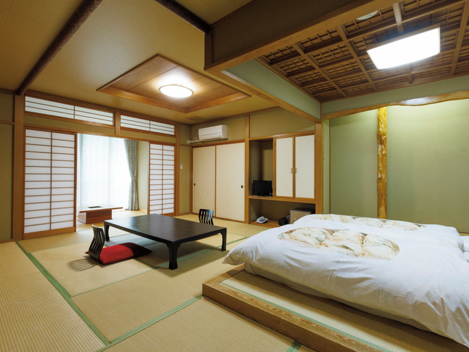 Bedroom 2, Wakamiro, Hokuto