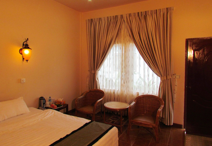 Bedroom 2, Kyauk Phyu Palace Resort Hotel, Kyaunkpyu