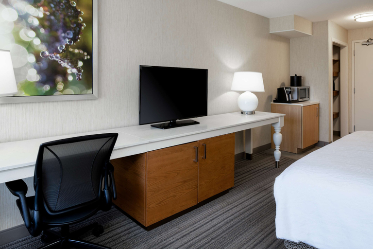 Bedroom 3, Hilton Garden Inn Roseville, Placer