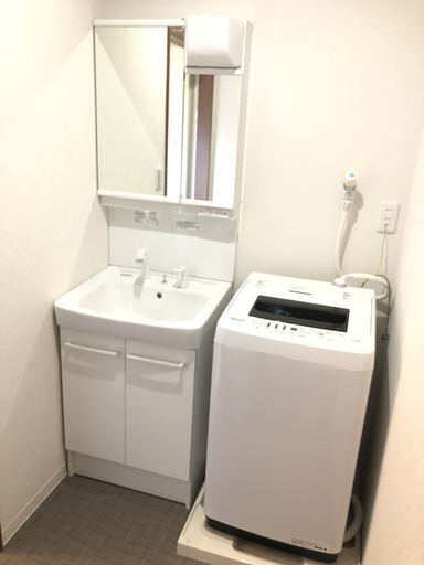 Bathroom 2, Kyogura Bettei Nijo, Kyoto