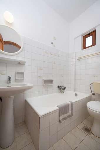 Bathroom 3, Adonis Hotel, Crete
