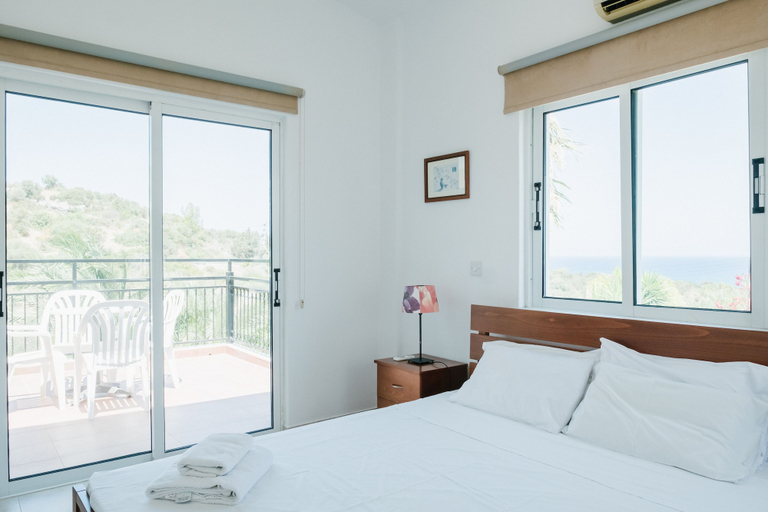 Bedroom 3, Aphrodite Villa
